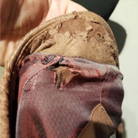 VINTAGE REMY LEATHER JACKET MADE IN USA SIZE 46. (SHD) - Picture 3 of 13